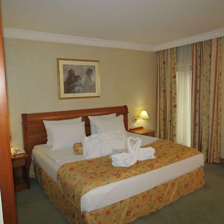 Best Western Hotel Turist Skopje Extérieur photo