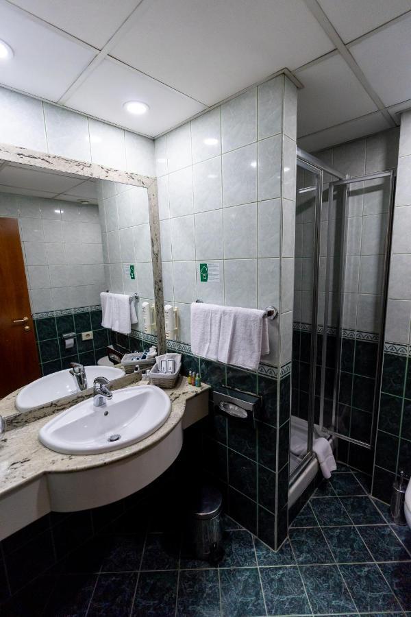 Best Western Hotel Turist Skopje Extérieur photo