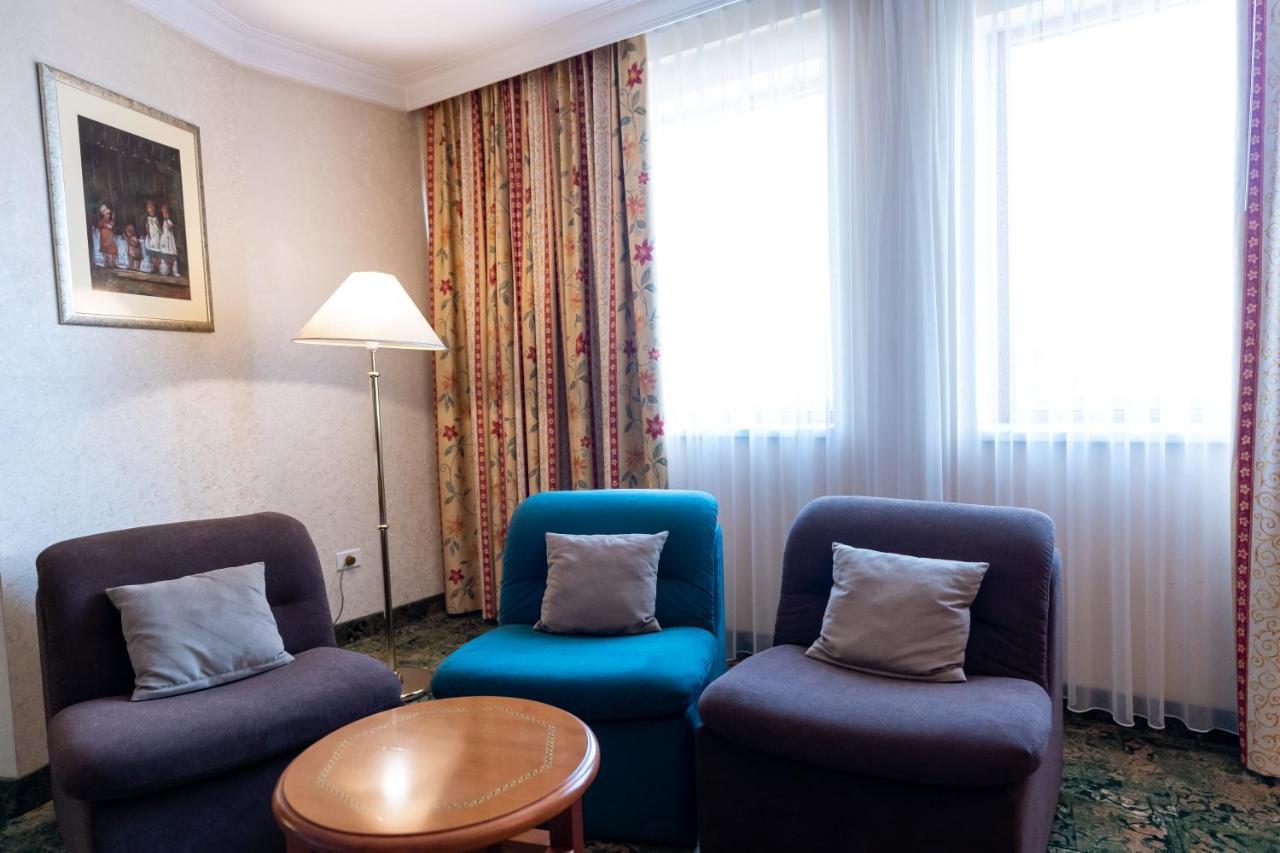 Best Western Hotel Turist Skopje Extérieur photo