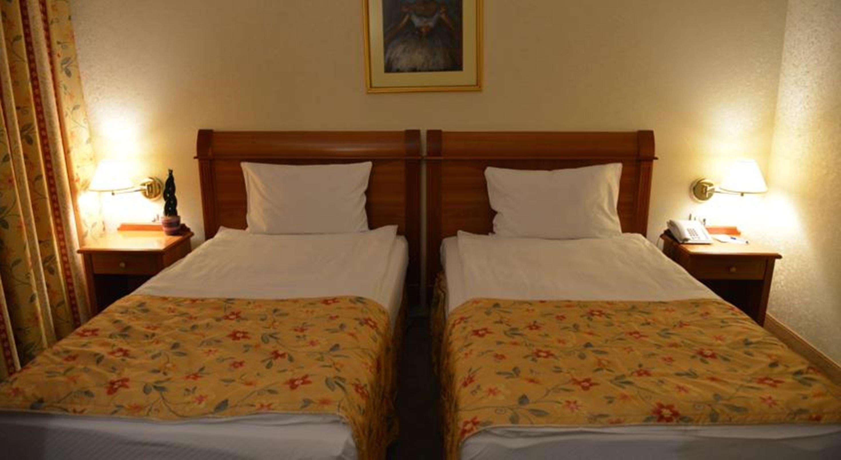Best Western Hotel Turist Skopje Extérieur photo