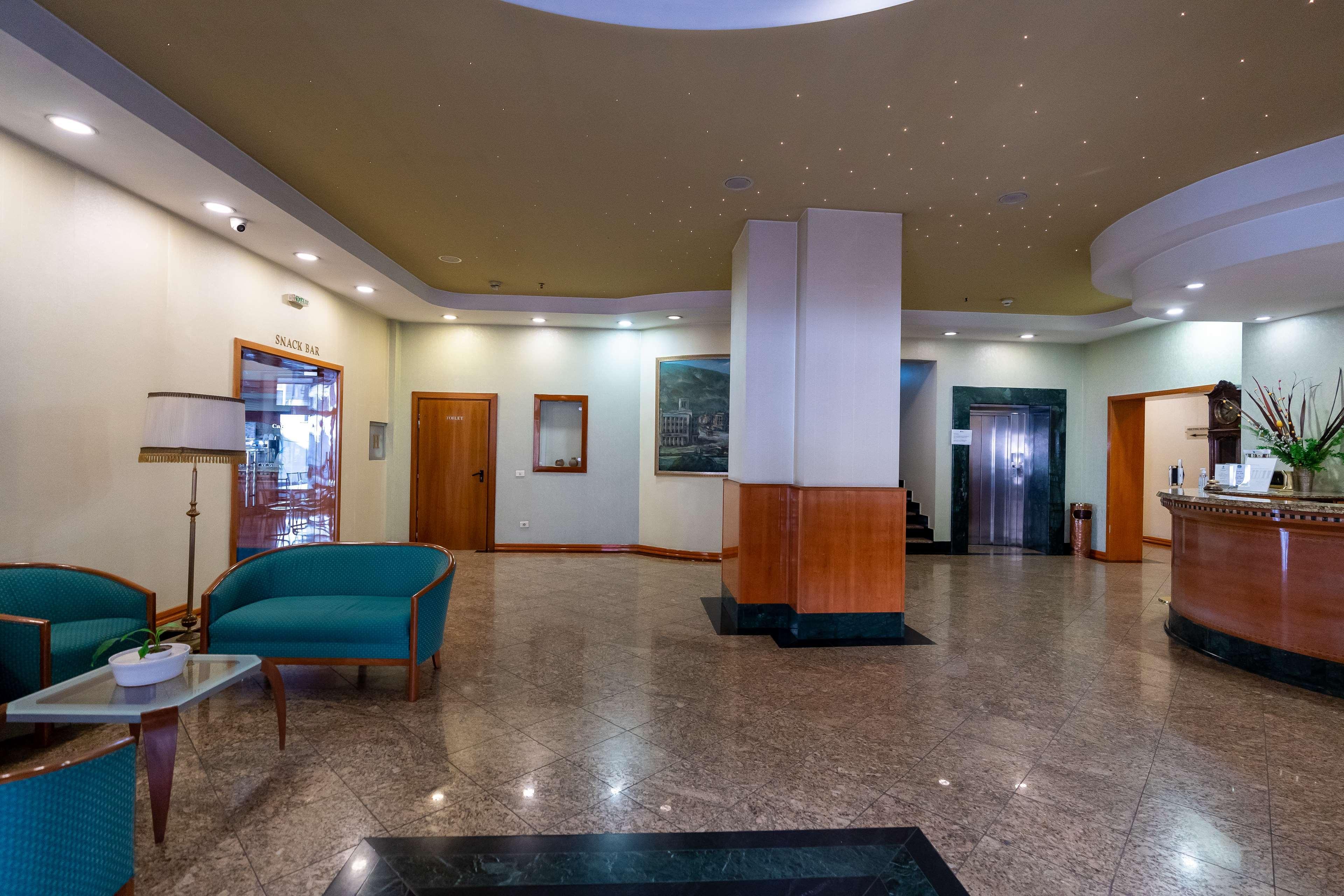 Best Western Hotel Turist Skopje Extérieur photo