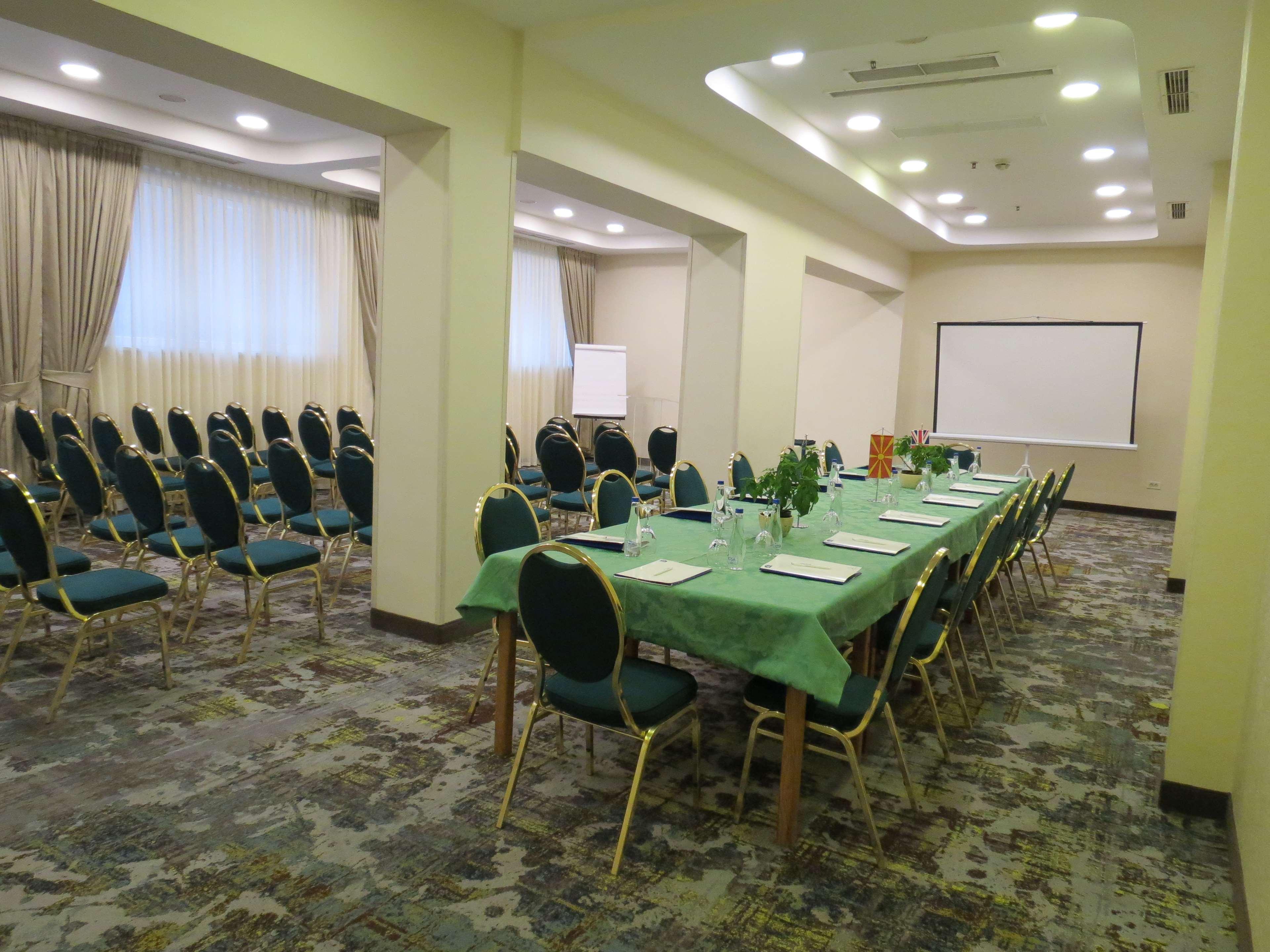 Best Western Hotel Turist Skopje Extérieur photo